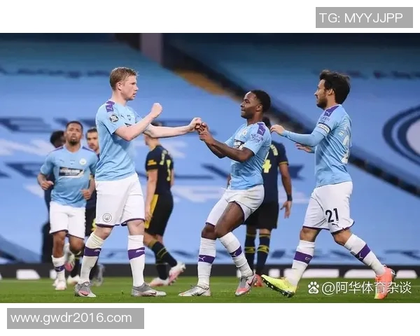 足球球星背身一对一精彩对决 展现超强控球与突破能力